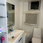 公寓 Basement In 欧登塞